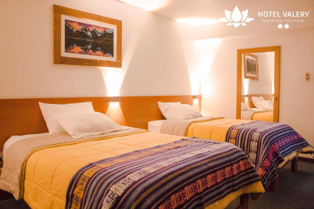 Hotel Valery 2 Estrellas 瓦拉斯 外观 照片