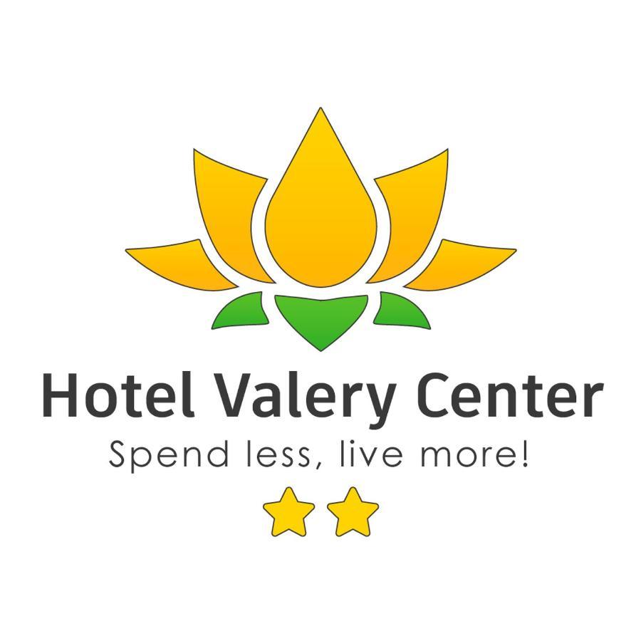 Hotel Valery 2 Estrellas 瓦拉斯 外观 照片