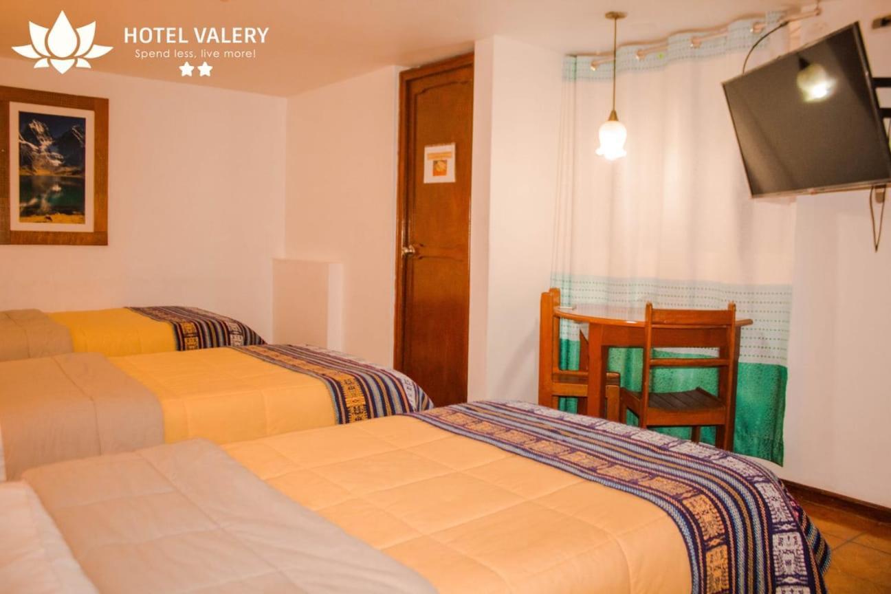 Hotel Valery 2 Estrellas 瓦拉斯 外观 照片