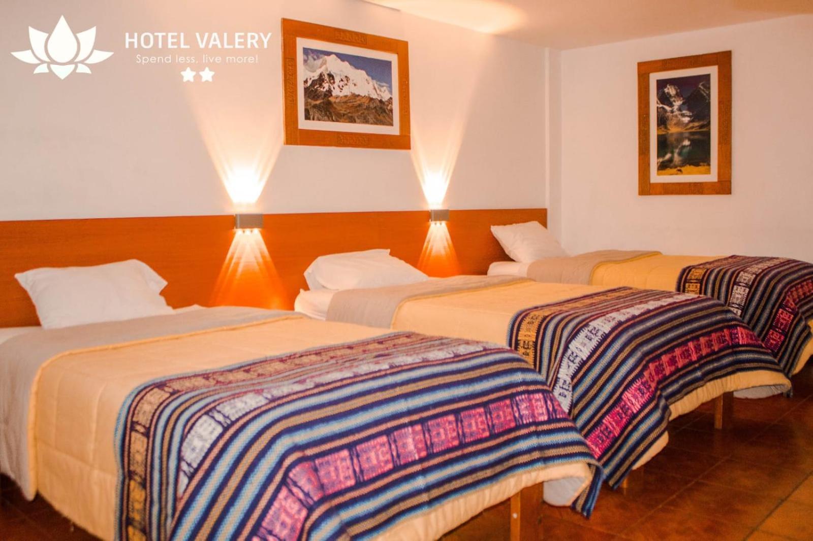Hotel Valery 2 Estrellas 瓦拉斯 外观 照片