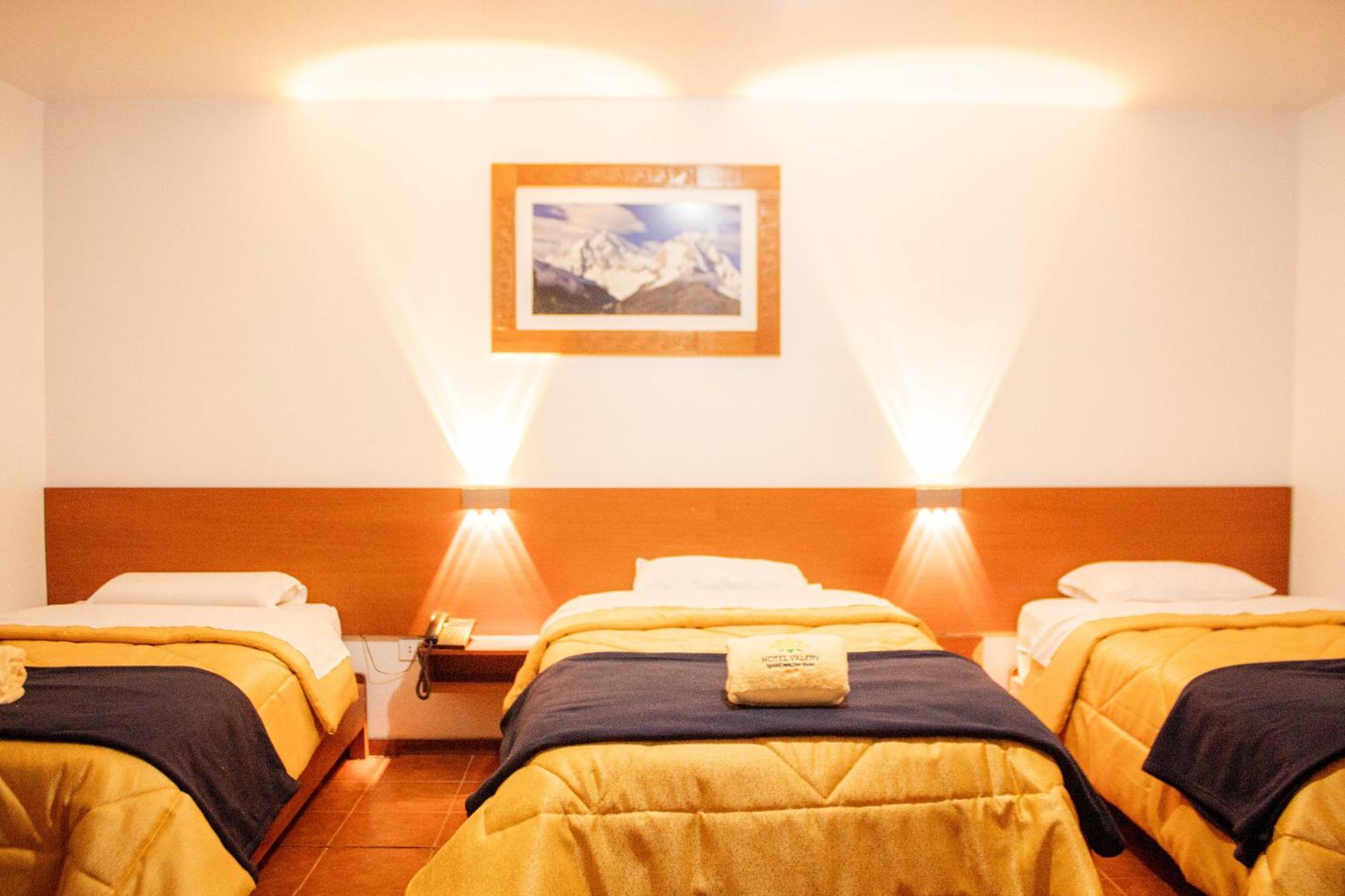 Hotel Valery 2 Estrellas 瓦拉斯 外观 照片