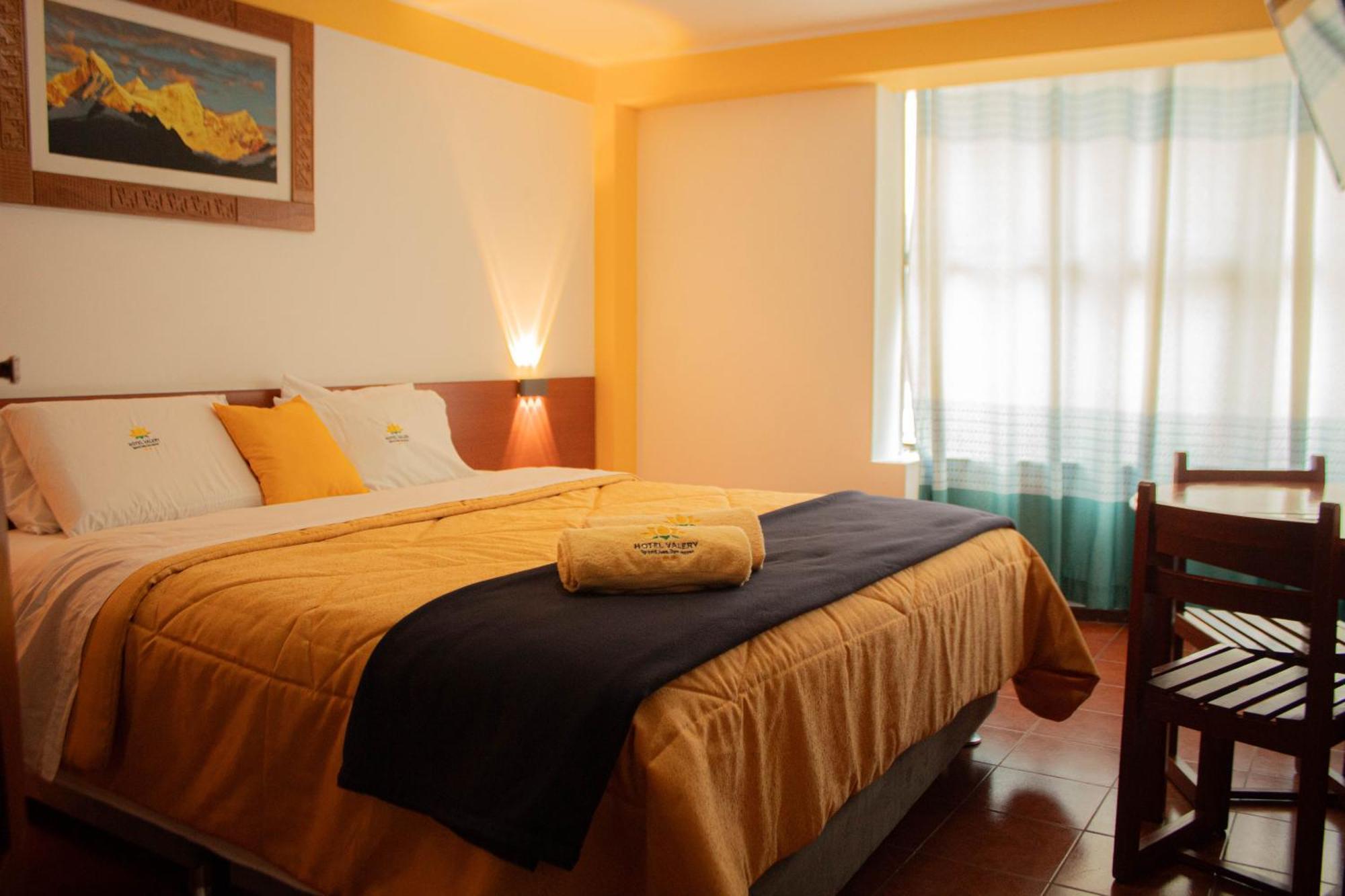 Hotel Valery 2 Estrellas 瓦拉斯 外观 照片